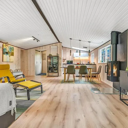 Emelrik - 2km From The Sea By Interhome Feriehus *